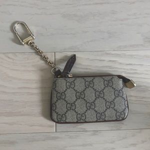 AUTHENTIC GUCCI COIN PURSE KEYCHAIN CAR KEYS PRELOVED WALLET